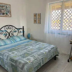 Appartamento Al Mare Vicino Olbia, Murta Maria